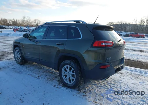 2015 Jeep Cherokee Latitude z USA, uszkodzony, nr VIN 1C4PJMCS0FW595406